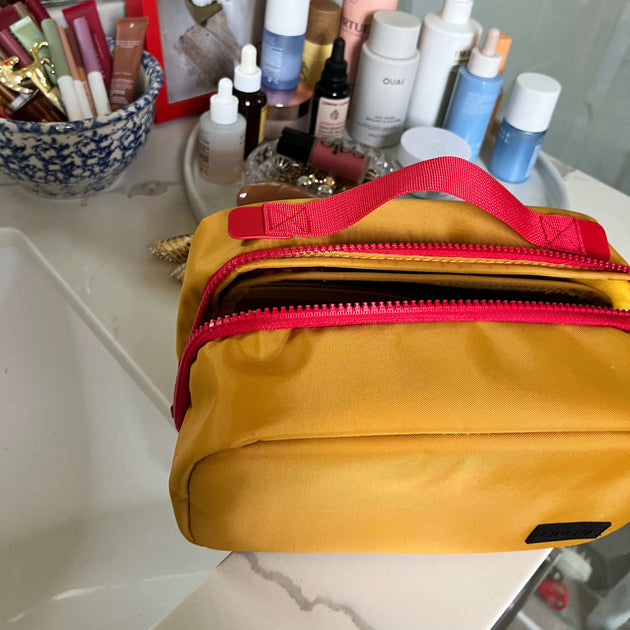 The Small Toiletry Bag The Small Toiletry Bag