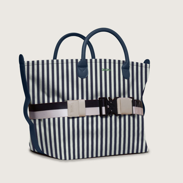 The Canvas Go-Tote
